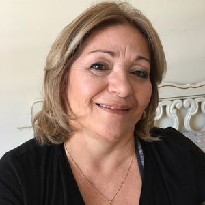 Meet your Posher, Manuela